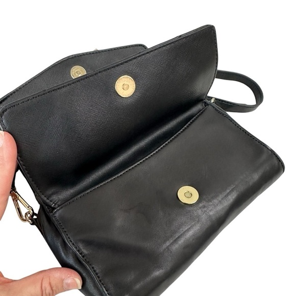 DKNY Black Quilted Crossbody Handbag, Soft Leather - Picture 7 of 14